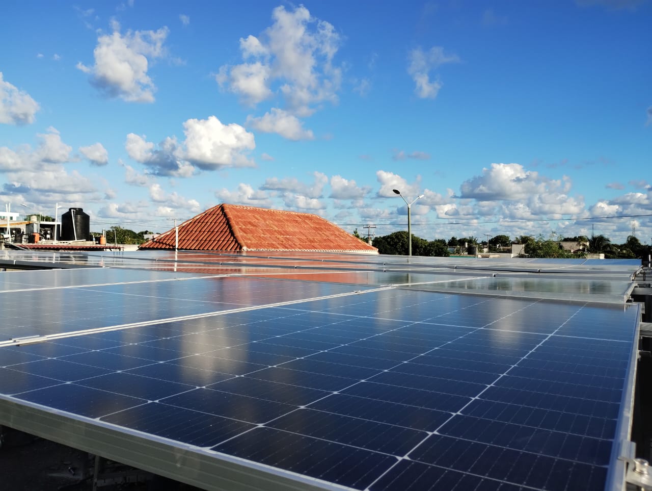 Paneles solares para negocios